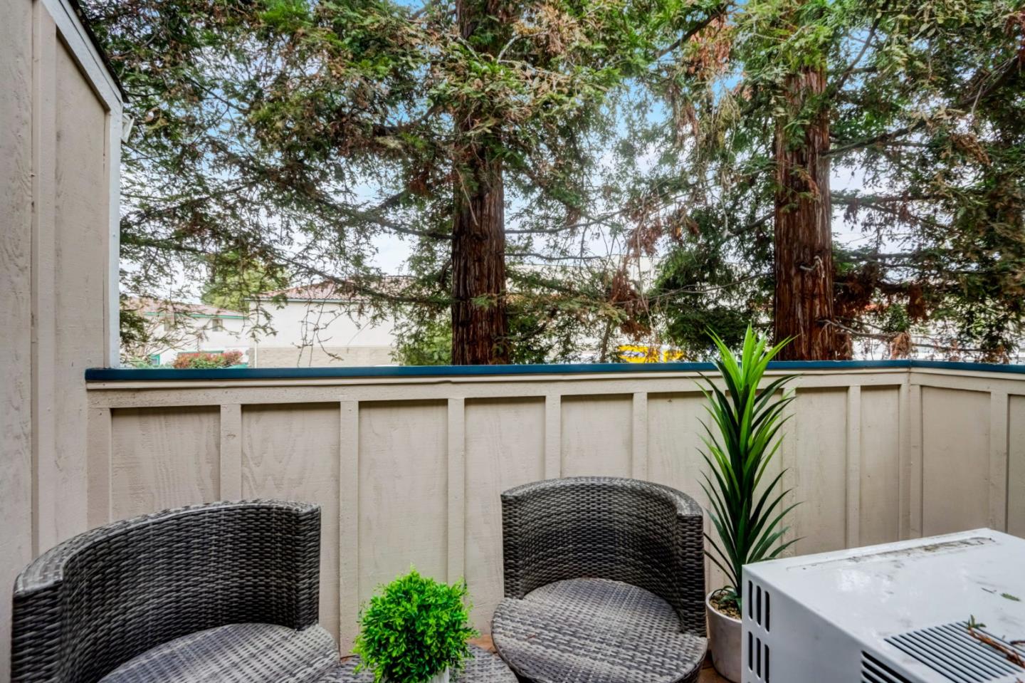 Detail Gallery Image 24 of 31 For 33 Monte Verano Ct, San Jose,  CA 95116 - 2 Beds | 2 Baths