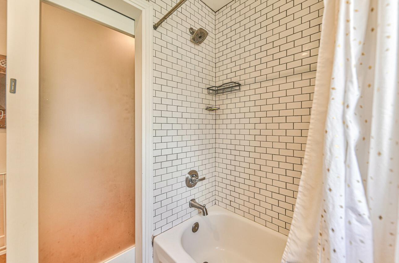 Detail Gallery Image 25 of 31 For 220 San Miguel Ave, Salinas,  CA 93901 - 2 Beds | 1 Baths