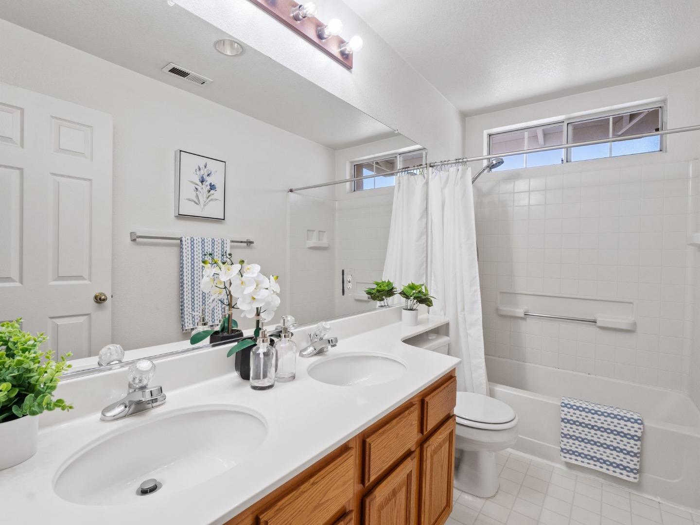 Detail Gallery Image 43 of 52 For 38776 Litchfield Cir, Fremont,  CA 94536 - 3 Beds | 2/1 Baths