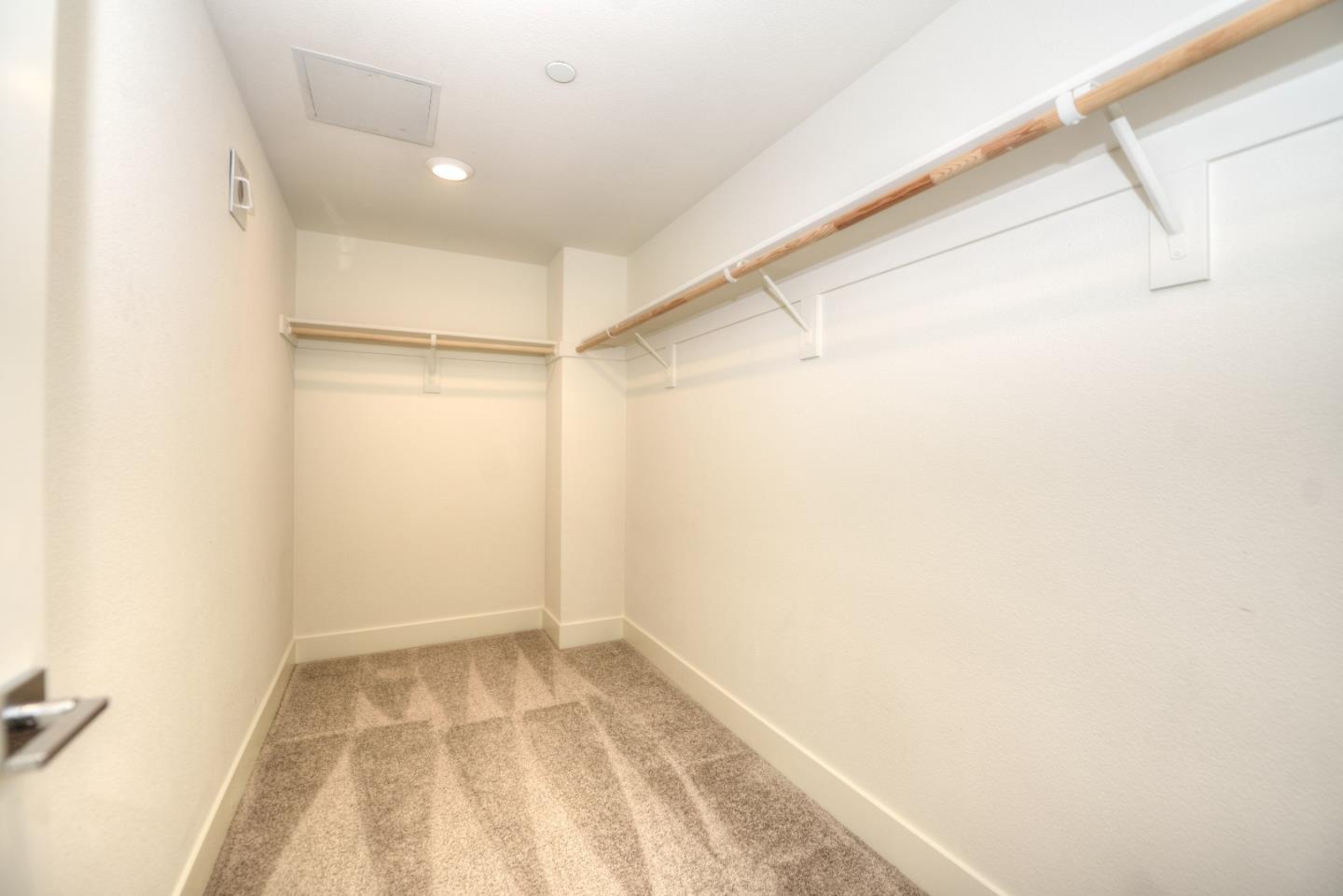 Detail Gallery Image 24 of 46 For 310 Riesling Ave #21,  Milpitas,  CA 95035 - 3 Beds | 2/1 Baths