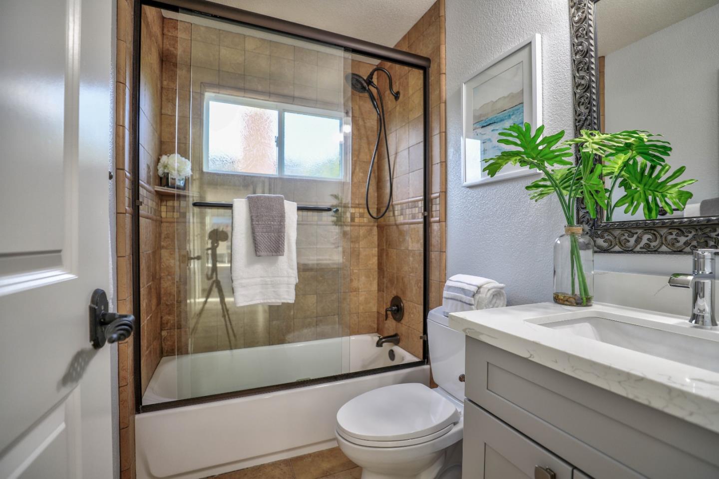 Detail Gallery Image 27 of 34 For 1248 Phyllis Ave, Mountain View,  CA 94040 - 3 Beds | 2 Baths