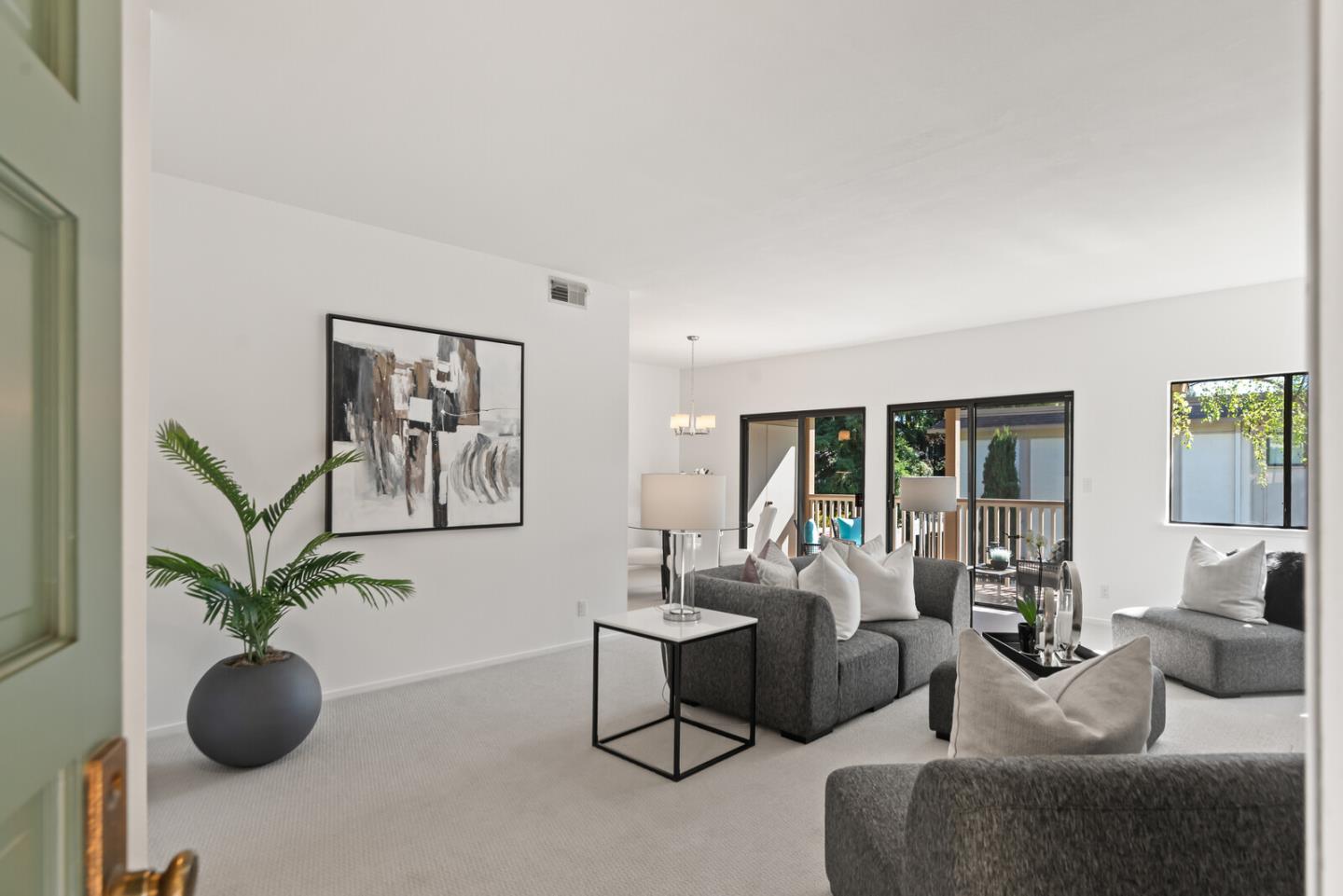 Detail Gallery Image 10 of 38 For 50 Horgan Ave #2,  Redwood City,  CA 94061 - 3 Beds | 2 Baths
