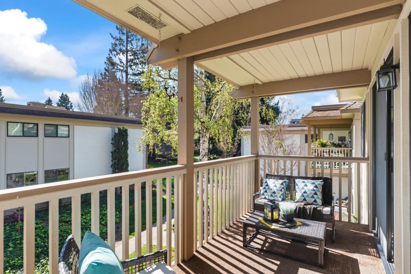 Detail Gallery Image 12 of 38 For 50 Horgan Ave #2,  Redwood City,  CA 94061 - 3 Beds | 2 Baths