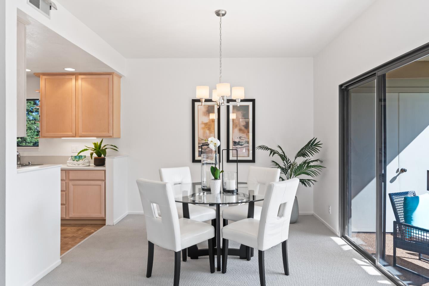 Detail Gallery Image 21 of 38 For 50 Horgan Ave #2,  Redwood City,  CA 94061 - 3 Beds | 2 Baths