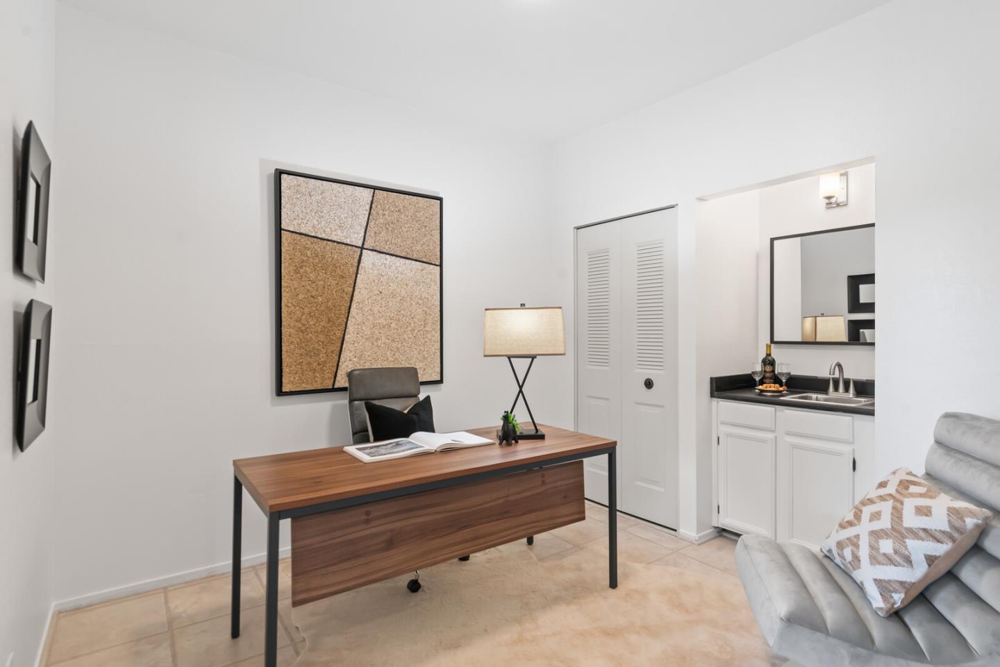Detail Gallery Image 33 of 38 For 50 Horgan Ave #2,  Redwood City,  CA 94061 - 3 Beds | 2 Baths