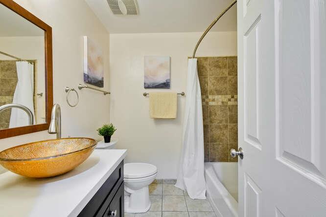 Detail Gallery Image 30 of 38 For 3953 Acapulco Dr, Campbell,  CA 95008 - 4 Beds | 2/1 Baths