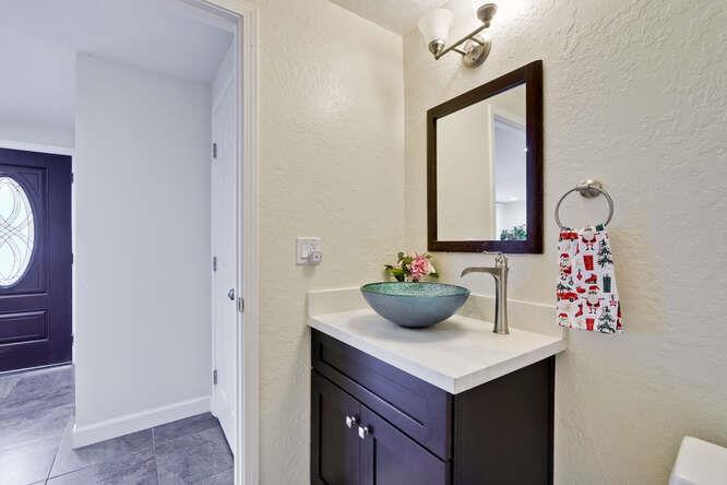 Detail Gallery Image 31 of 38 For 3953 Acapulco Dr, Campbell,  CA 95008 - 4 Beds | 2/1 Baths