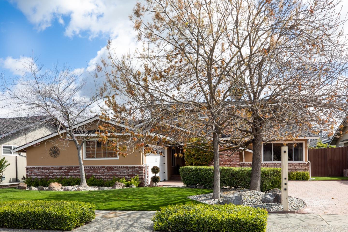 Detail Gallery Image 1 of 1 For 3316 Thompson Ave, San Jose,  CA 95118 - 3 Beds | 3/1 Baths