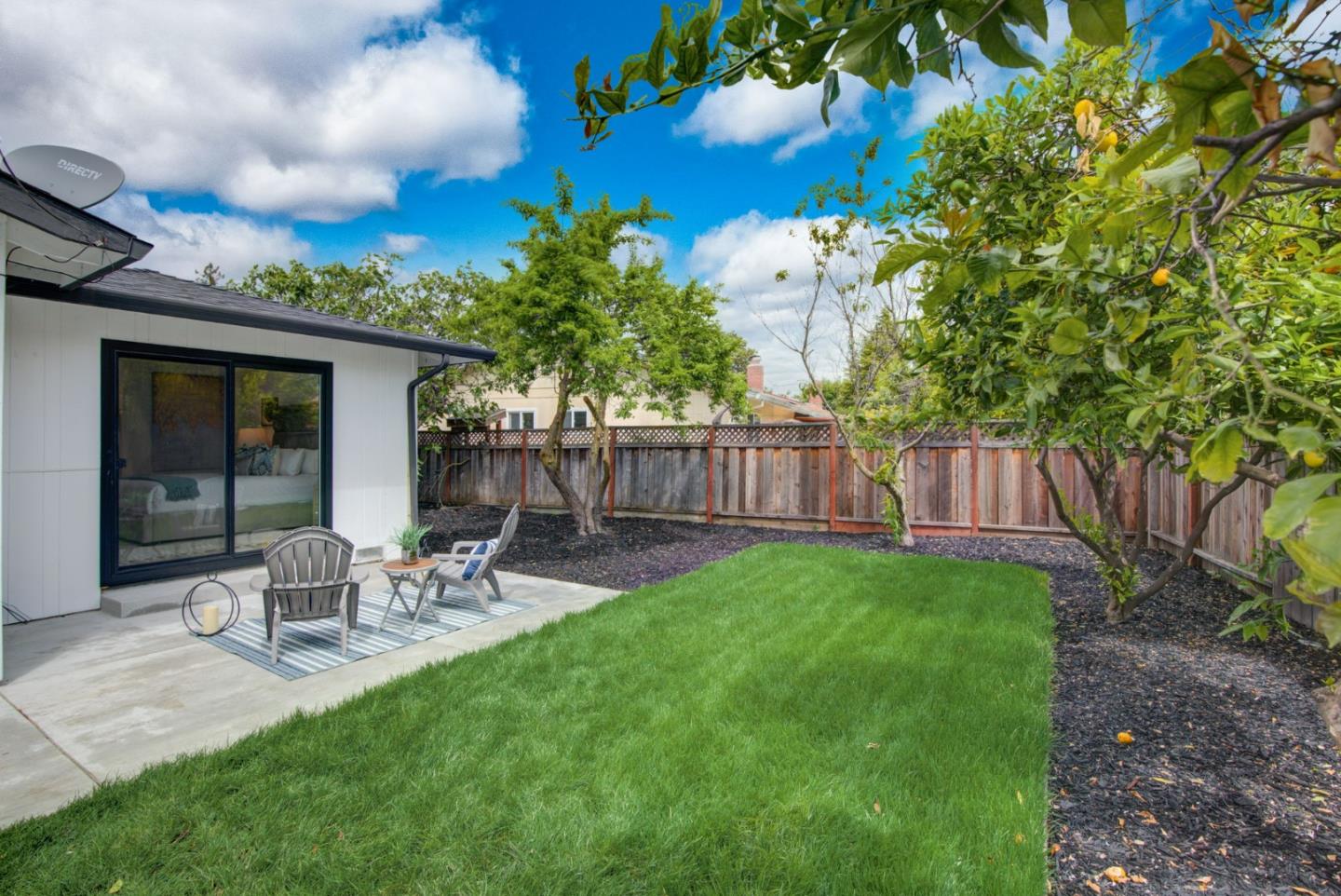 879-san-ardo-way-mountain-view-ca-94043-4-beds-2-baths-active