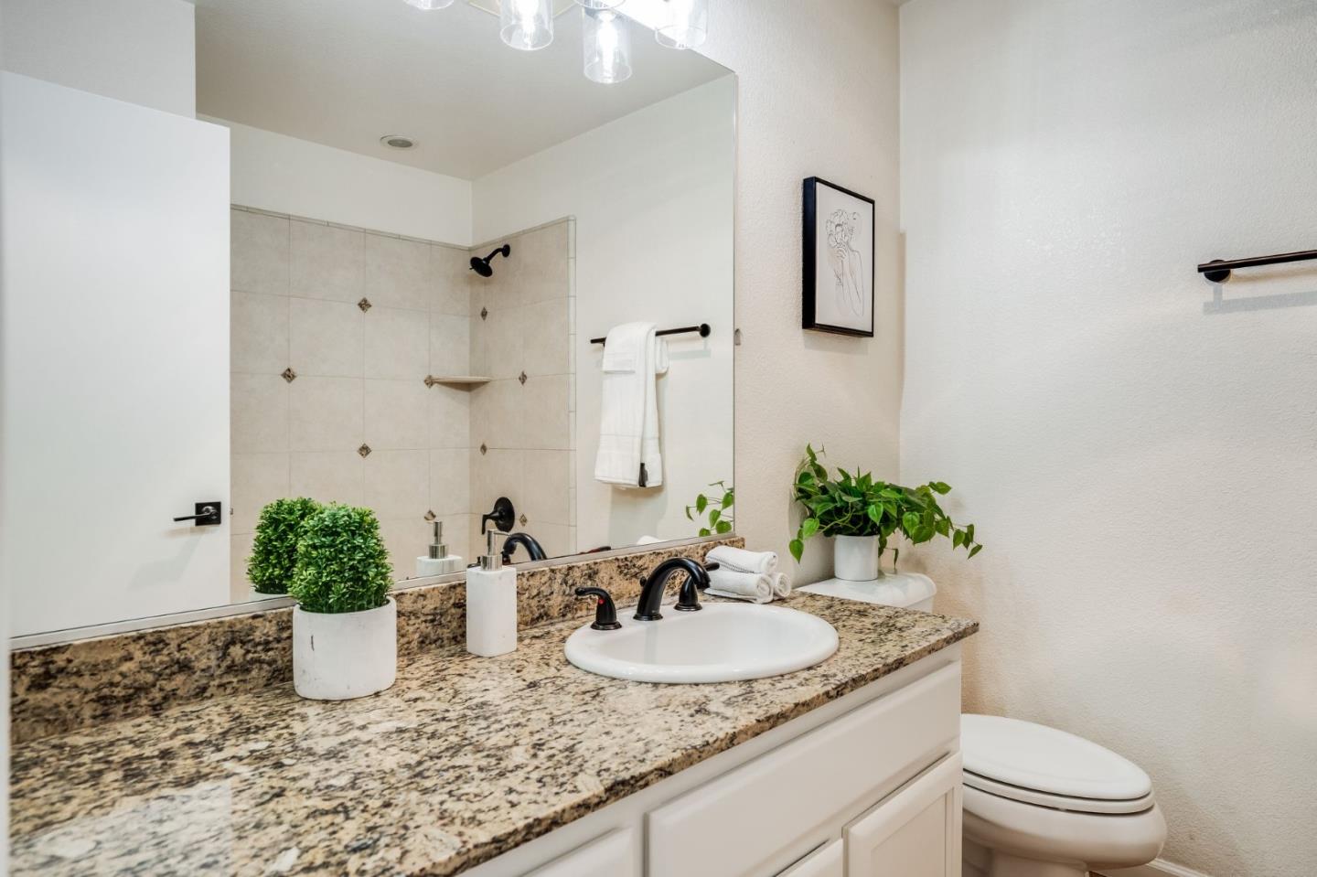 Detail Gallery Image 9 of 22 For 2968 Moorpark Ave #4,  San Jose,  CA 95128 - 2 Beds | 2 Baths