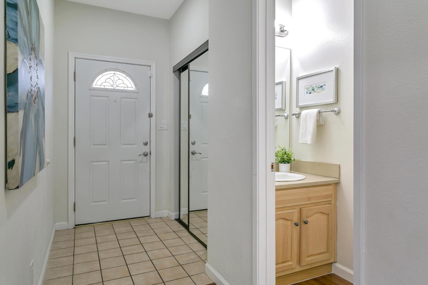 Detail Gallery Image 10 of 40 For 102 Marylinn Dr, Milpitas,  CA 95035 - 2 Beds | 2/1 Baths