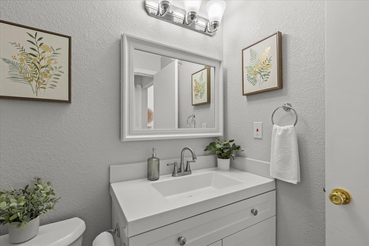 Detail Gallery Image 22 of 30 For 2923 Fairbury Ln, Stockton,  CA 95206 - 3 Beds | 2 Baths