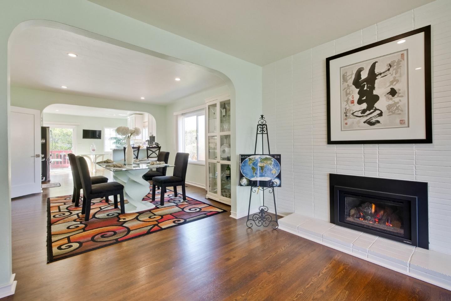 Detail Gallery Image 6 of 27 For 1059 Island Dr, Alameda,  CA 94502 - 3 Beds | 2 Baths