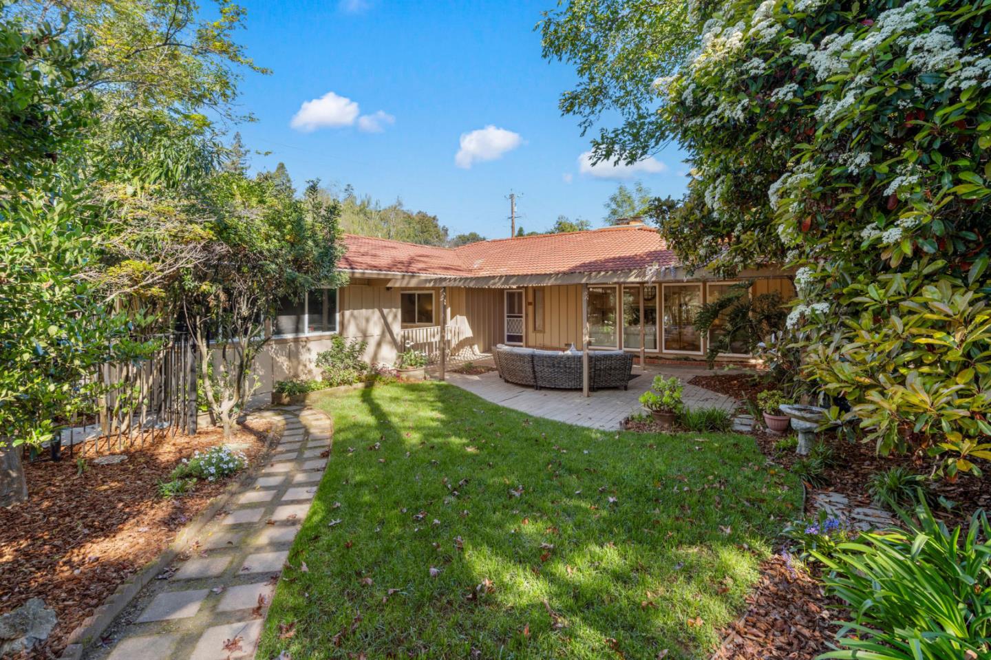 Photo of 3712 Seven Hills Road, Castro Valley, CA 94546