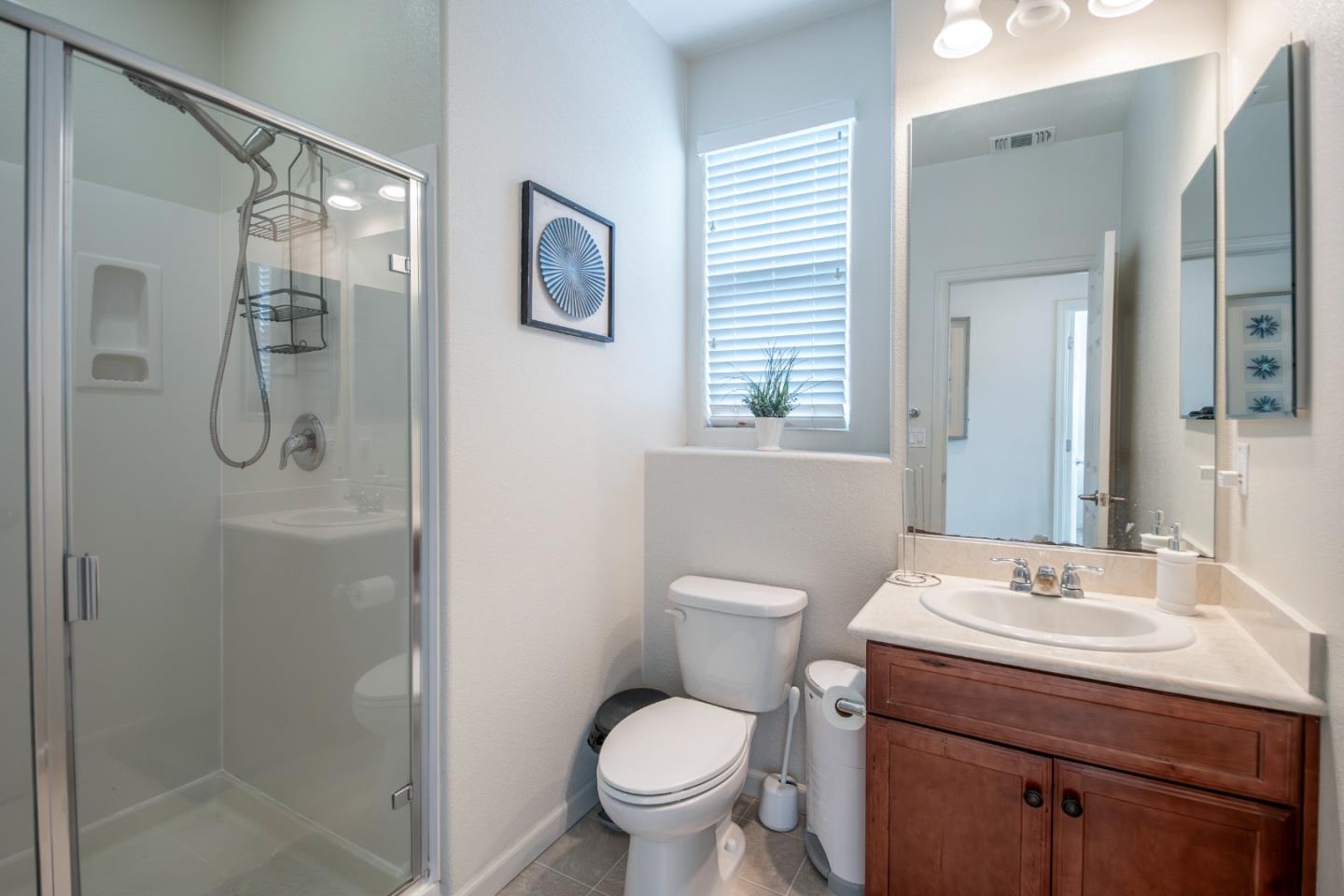 Detail Gallery Image 23 of 45 For 2059 Vincenzo Wkwy, San Jose,  CA 95133 - 2 Beds | 2/1 Baths