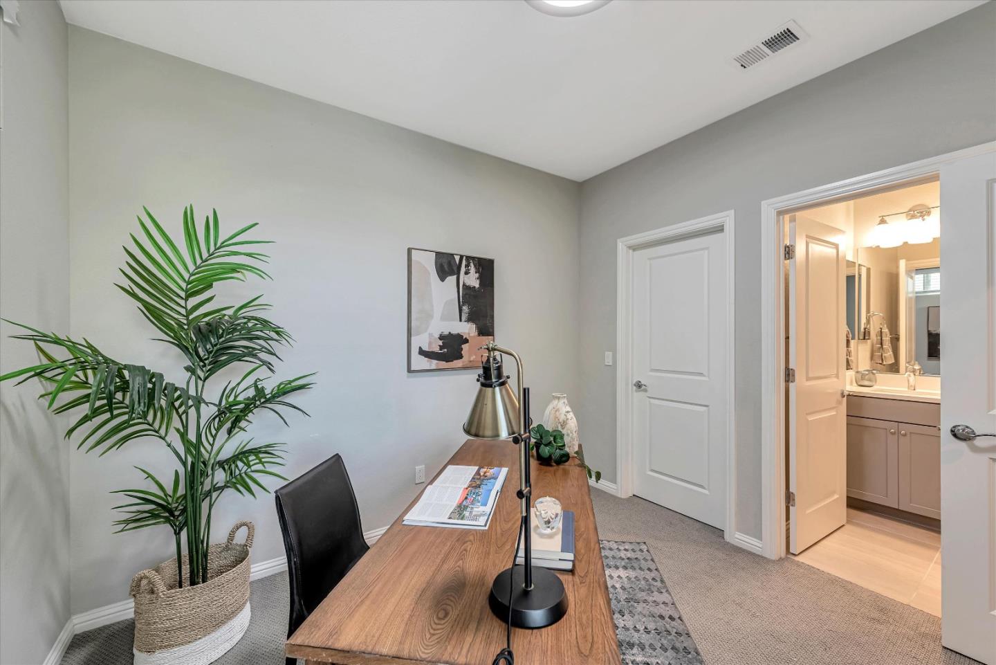 Detail Gallery Image 16 of 30 For 675 Beechnut Ct, San Jose,  CA 95133 - 4 Beds | 3/1 Baths
