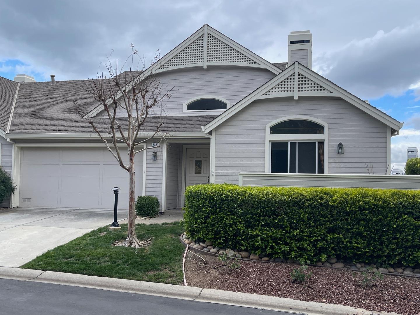 Detail Gallery Image 1 of 1 For 7833 Prestwick Cir, San Jose,  CA 95135 - 2 Beds | 2 Baths