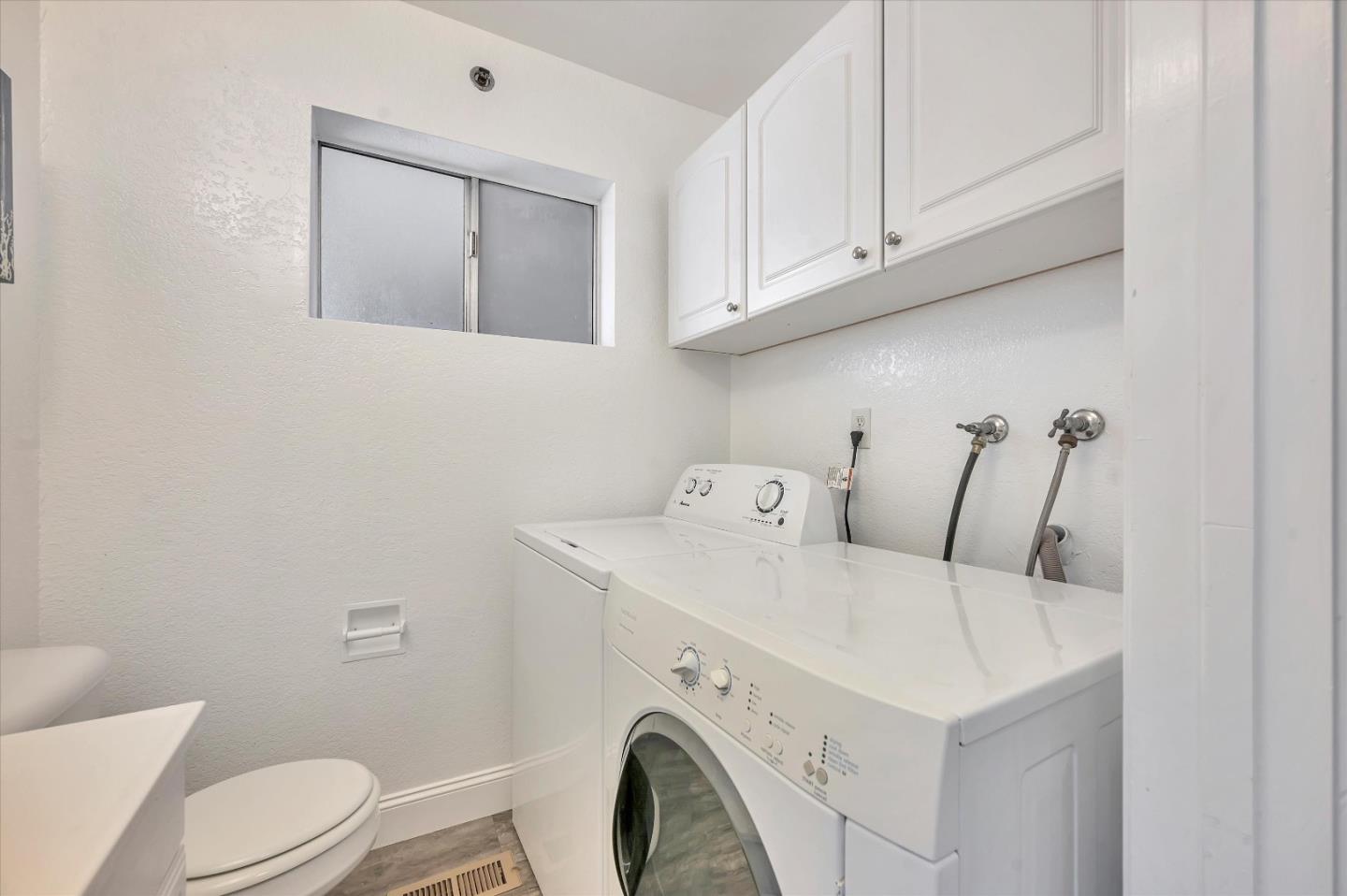 Detail Gallery Image 28 of 30 For 3550 Carter Dr #11,  South San Francisco,  CA 94080 - 2 Beds | 1/1 Baths