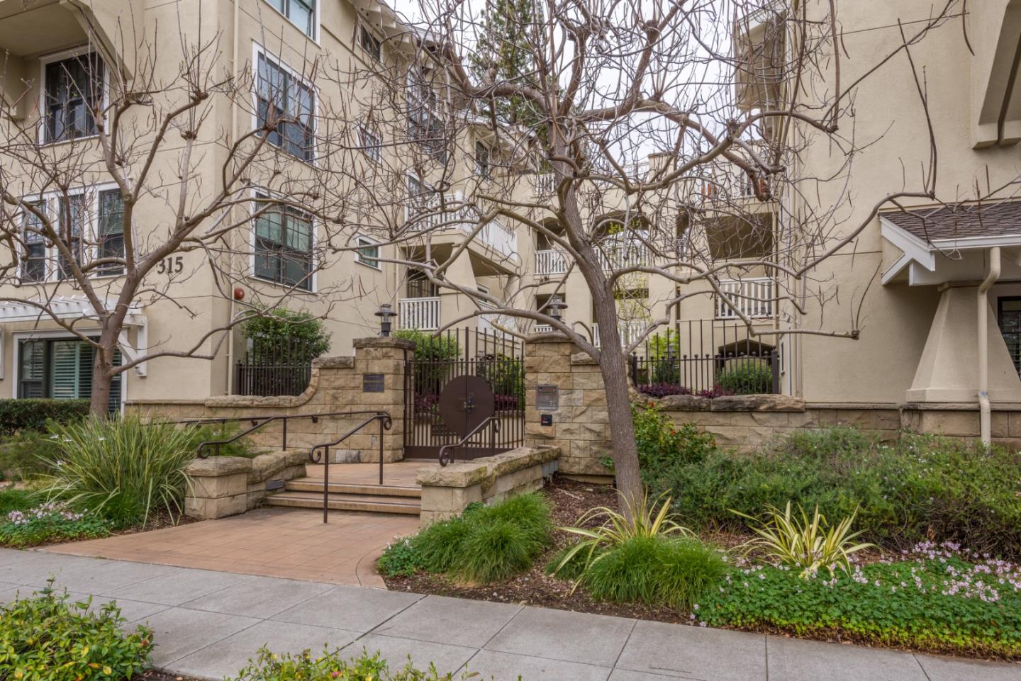 Detail Gallery Image 18 of 20 For 315 Homer Ave #307,  Palo Alto,  CA 94301 - 2 Beds | 2 Baths