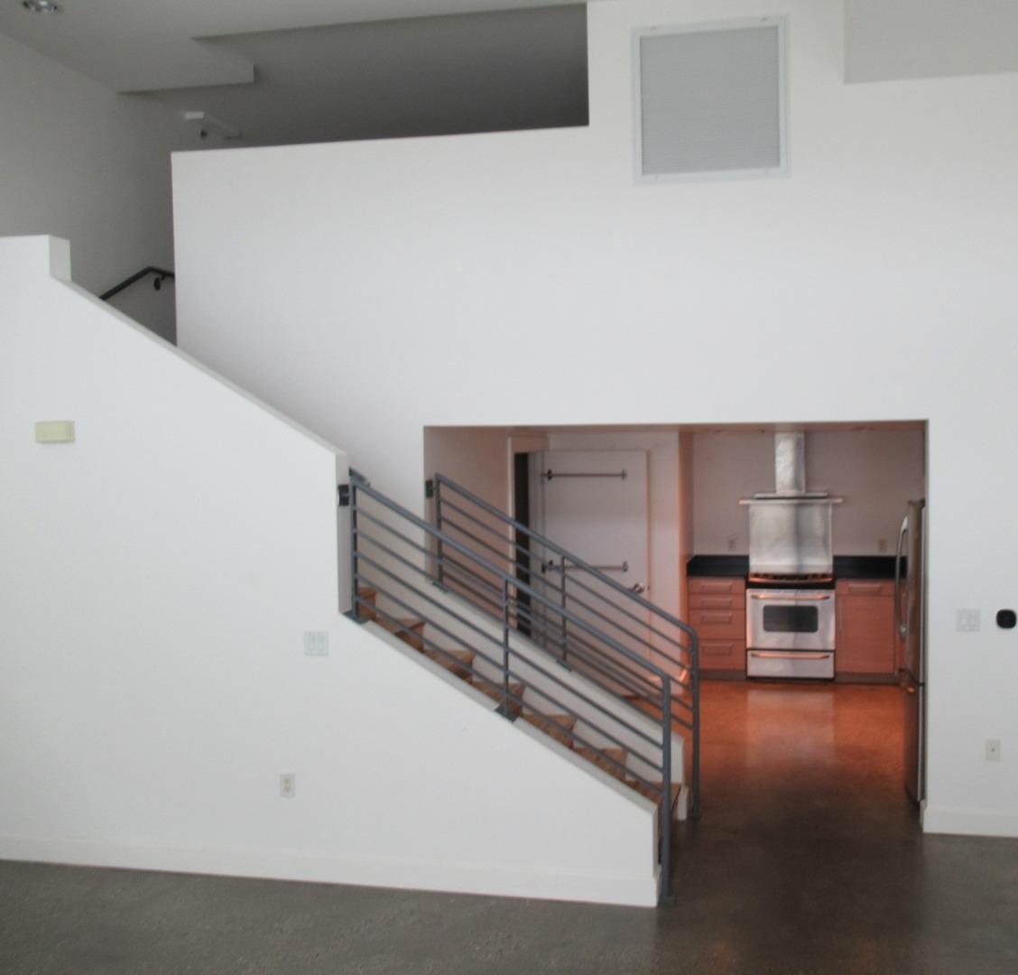 Detail Gallery Image 9 of 15 For 224 2nd St, Oakland,  CA 94607 - 1 Beds | 1 Baths