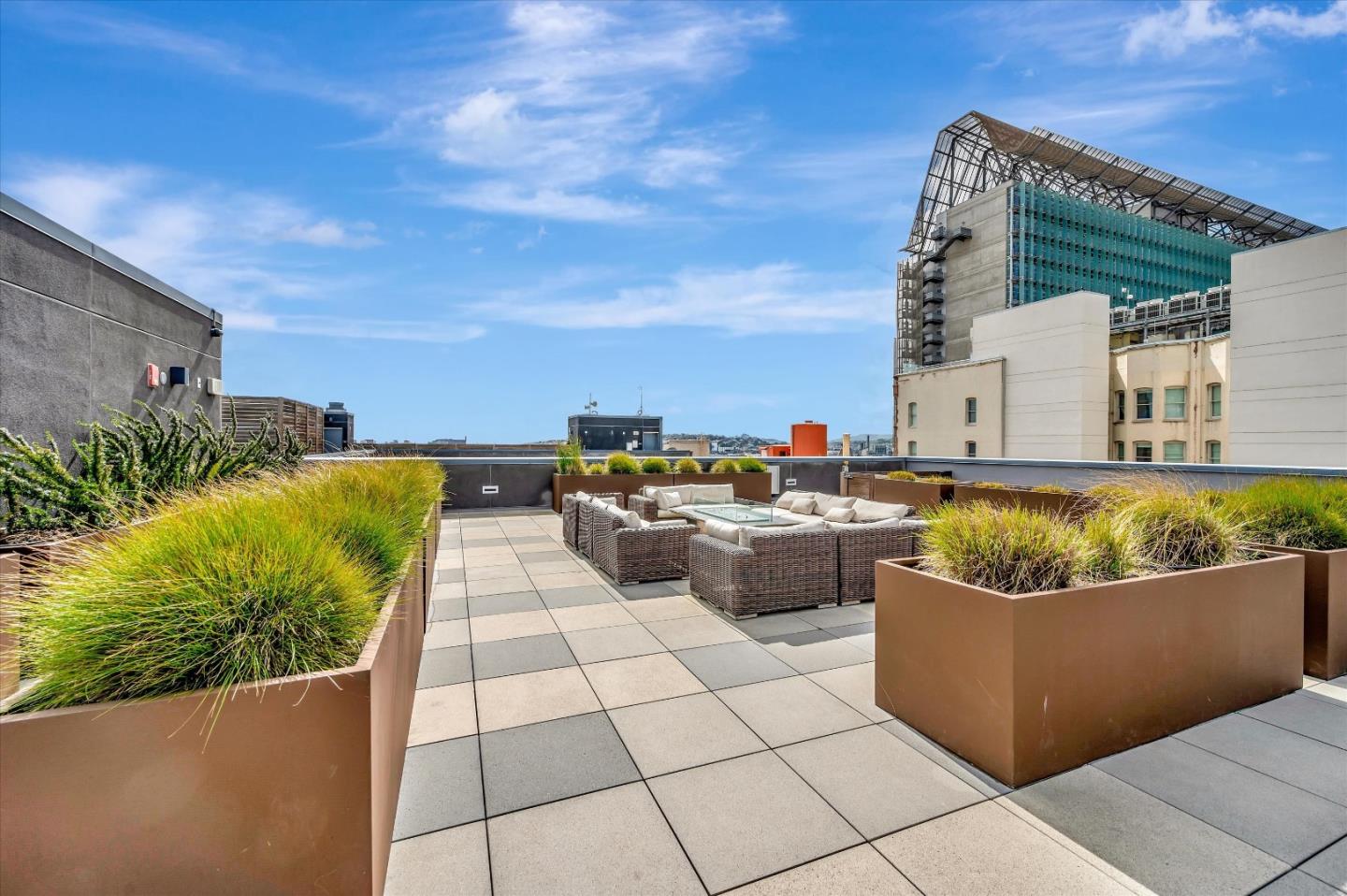 Detail Gallery Image 19 of 22 For 1075 Market St #808,  San Francisco,  CA 94103 - 2 Beds | 2 Baths