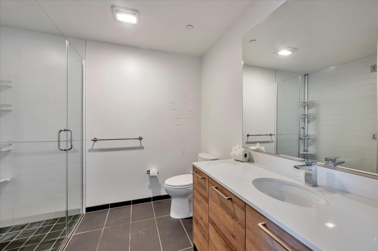 Detail Gallery Image 8 of 22 For 1075 Market St #808,  San Francisco,  CA 94103 - 2 Beds | 2 Baths