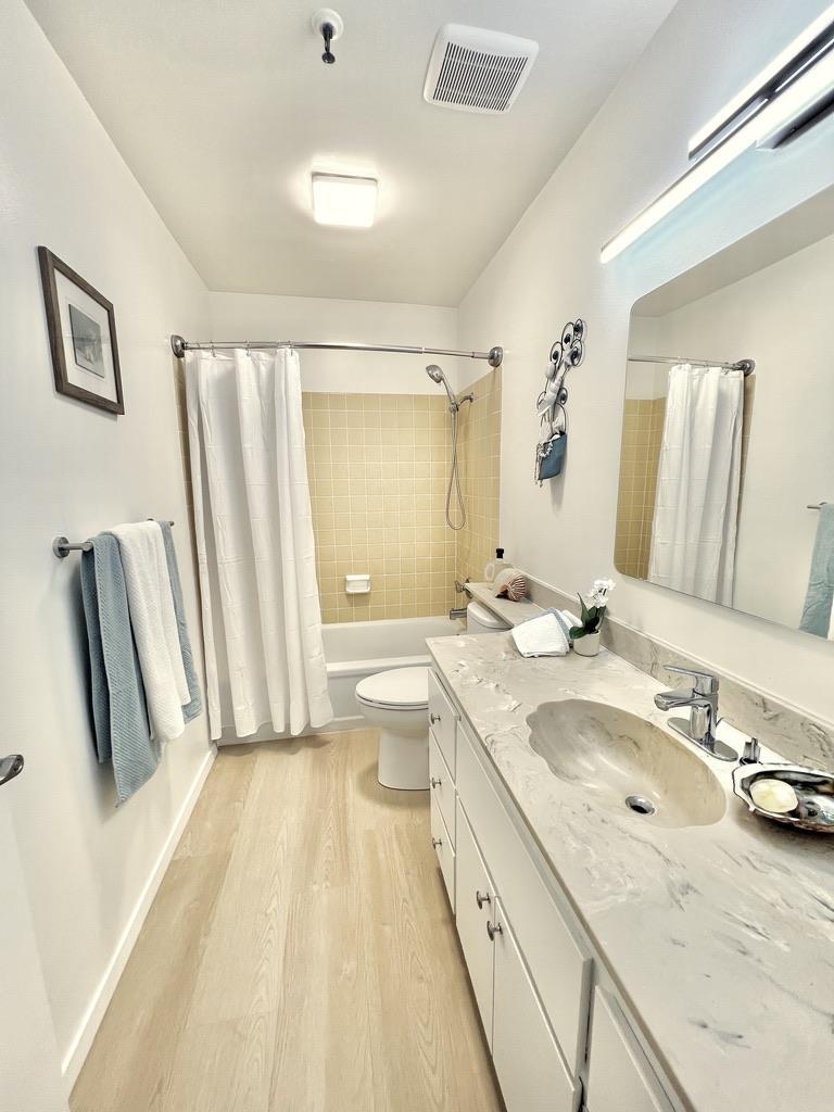 Detail Gallery Image 10 of 30 For 49 Showers Dr #W303,  Mountain View,  CA 94040 - 2 Beds | 2 Baths