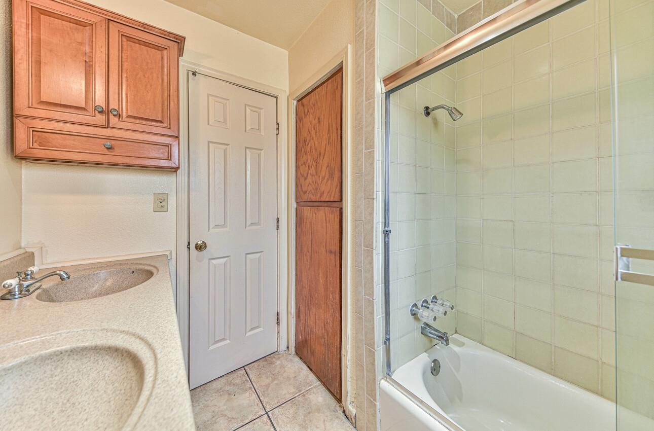 Detail Gallery Image 21 of 28 For 81 Russell Rd, Salinas,  CA 93906 - 3 Beds | 1 Baths