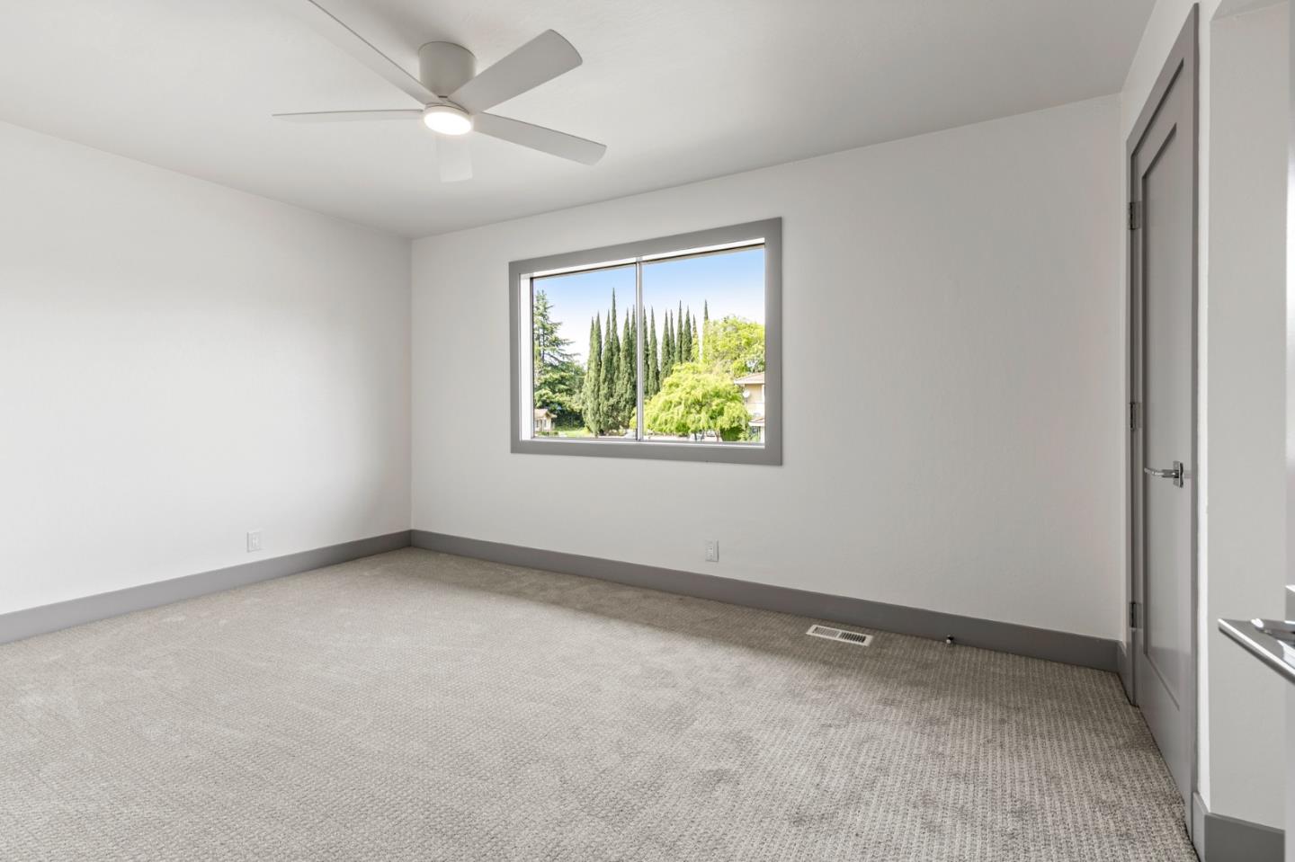 Detail Gallery Image 11 of 19 For 2498 Golzio Ct #3,  San Jose,  CA 95133 - 2 Beds | 1 Baths