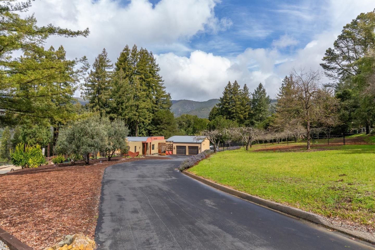 24186 Loma Prieta Avenue, Los Gatos, CA 