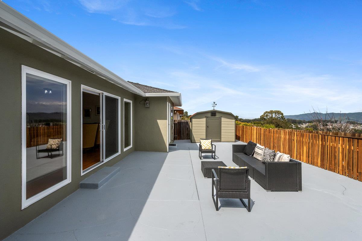 Detail Gallery Image 31 of 42 For 3251 Crestmoor Dr, San Bruno,  CA 94066 - 3 Beds | 2 Baths