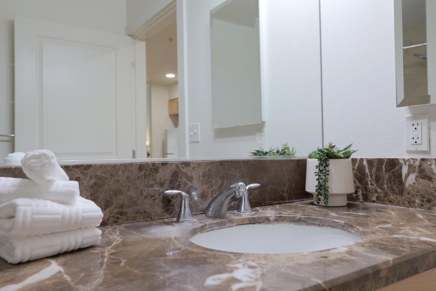 Detail Gallery Image 6 of 32 For 125 Patterson St #121,  San Jose,  CA 95112 - 0 Beds | 1 Baths