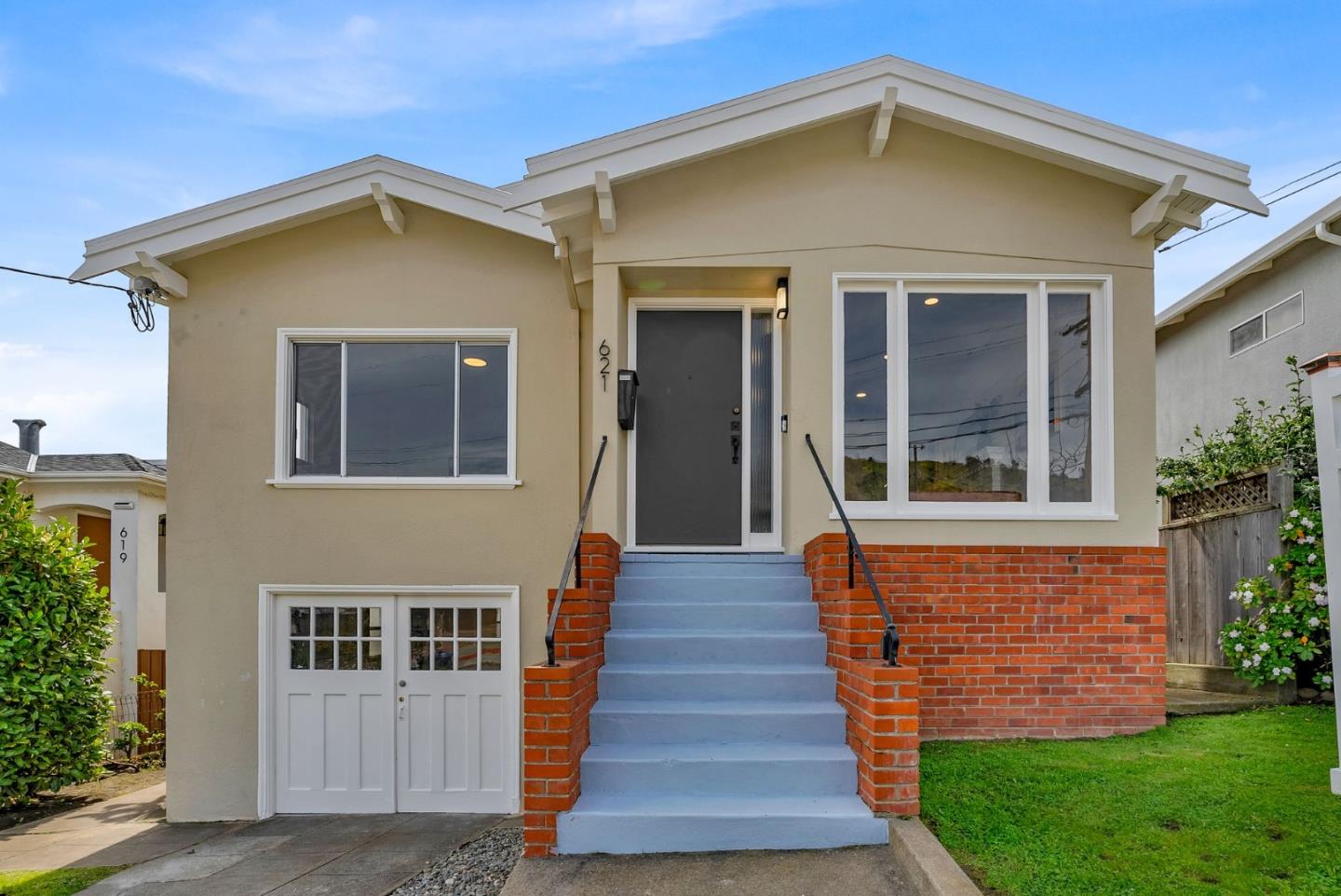 Detail Gallery Image 1 of 39 For 621 Palm Ave, South San Francisco,  CA 94080 - 3 Beds | 1 Baths