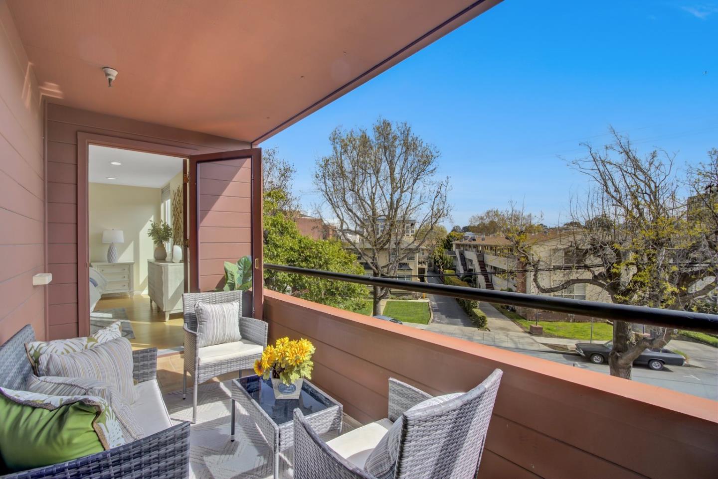 Detail Gallery Image 30 of 52 For 1210 Bellevue Ave #304,  Burlingame,  CA 94010 - 2 Beds | 2 Baths