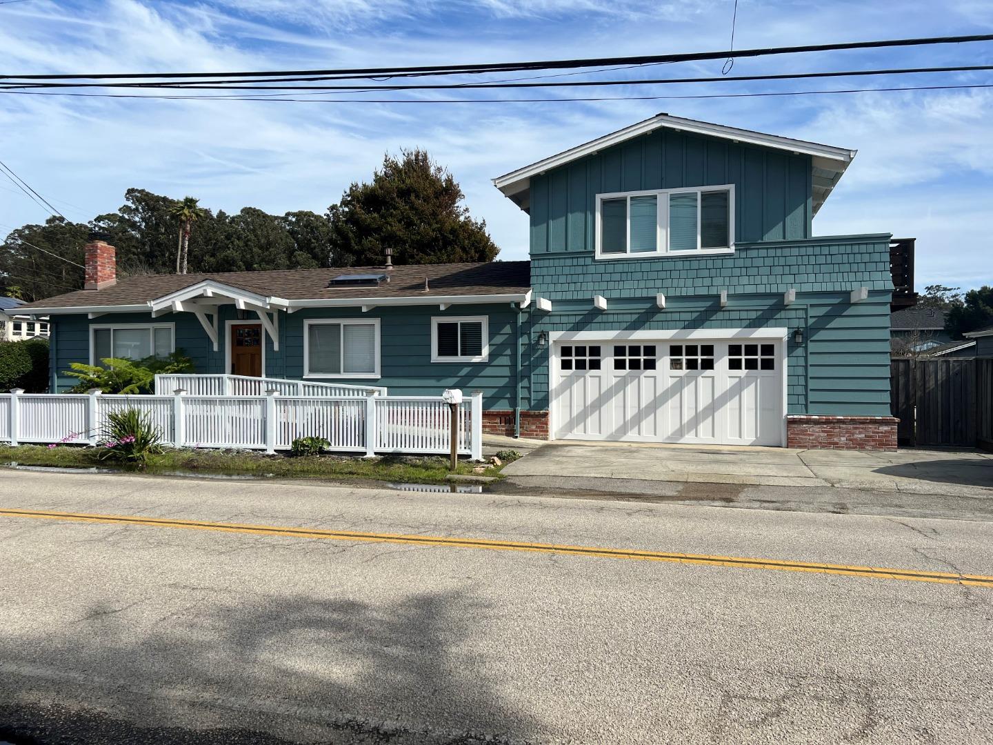 462 26th Ave, Santa Cruz, CA 95062