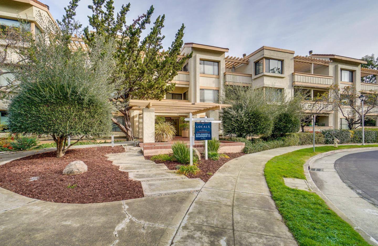 Detail Gallery Image 6 of 67 For 440 Cesano Ct #107,  Palo Alto,  CA 94306 - 2 Beds | 2 Baths