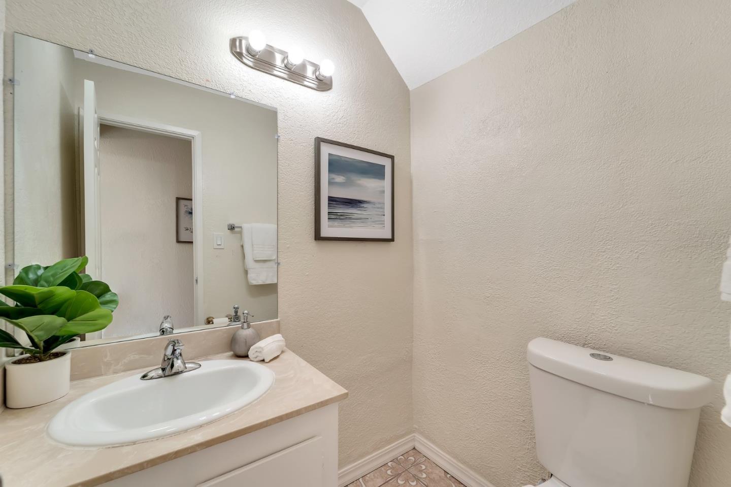 Detail Gallery Image 11 of 29 For 539 Cinnamon Dr, San Jose,  CA 95111 - 2 Beds | 1/1 Baths