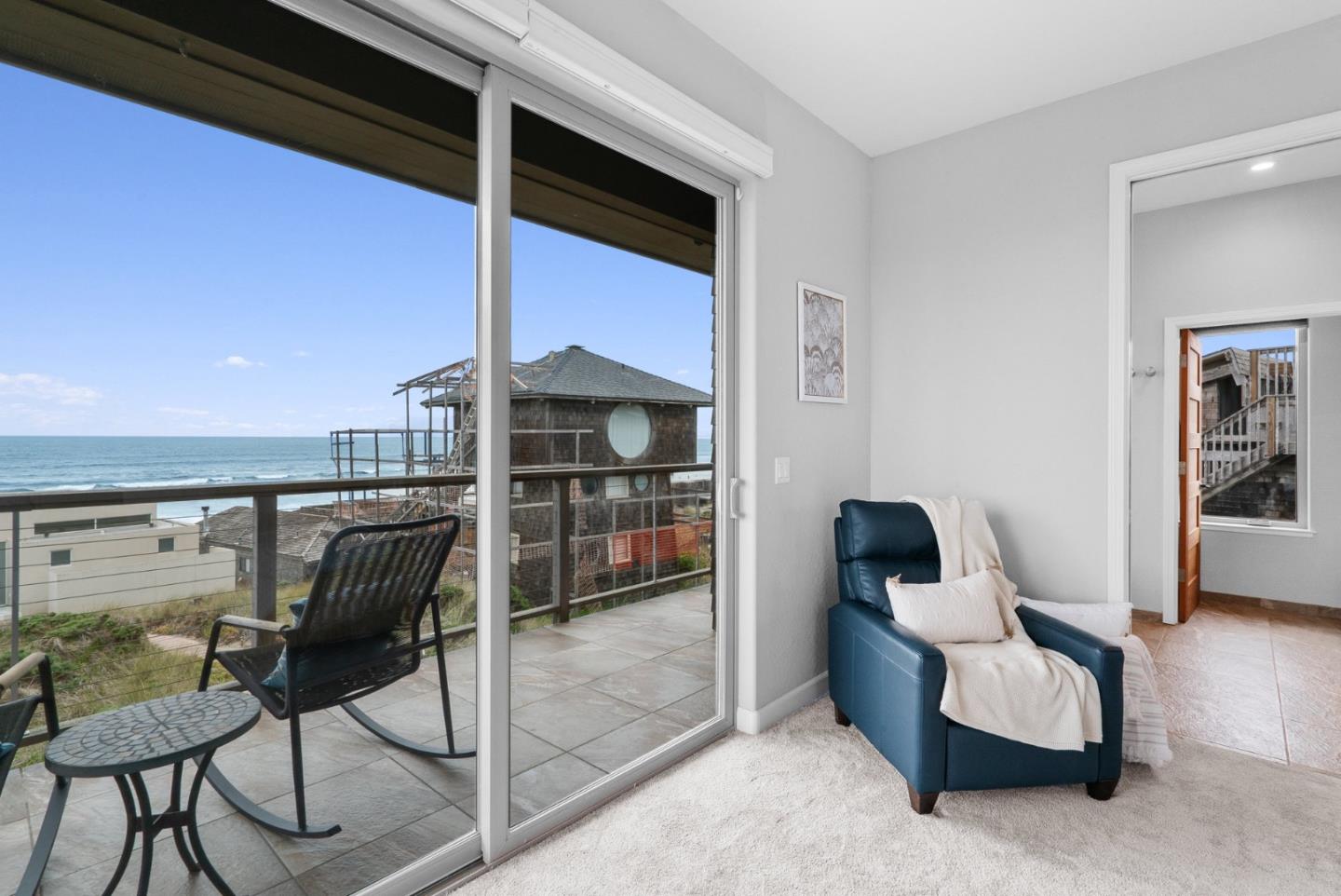 Detail Gallery Image 34 of 72 For 127 Cormorant Way, Watsonville,  CA 95076 - 3 Beds | 3/1 Baths