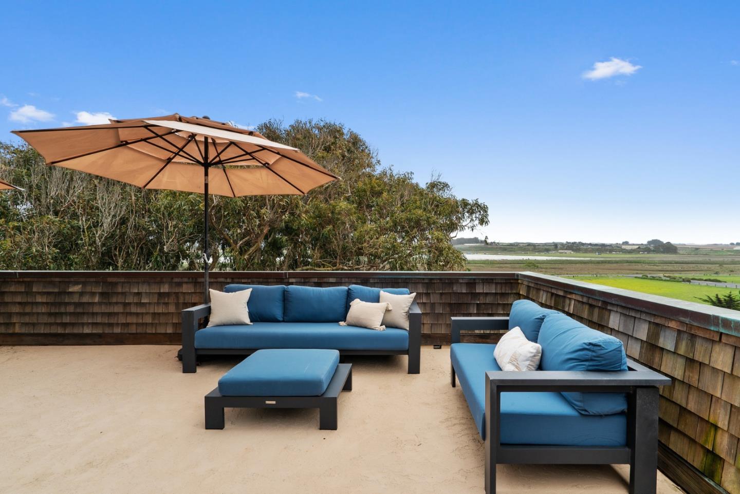 Detail Gallery Image 55 of 72 For 127 Cormorant Way, Watsonville,  CA 95076 - 3 Beds | 3/1 Baths