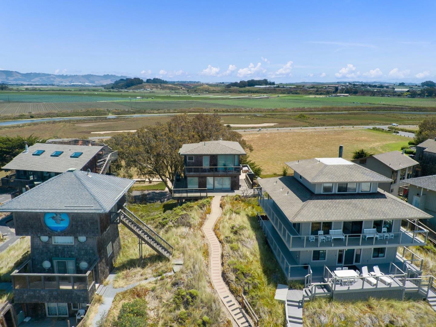 Detail Gallery Image 72 of 72 For 127 Cormorant Way, Watsonville,  CA 95076 - 3 Beds | 3/1 Baths