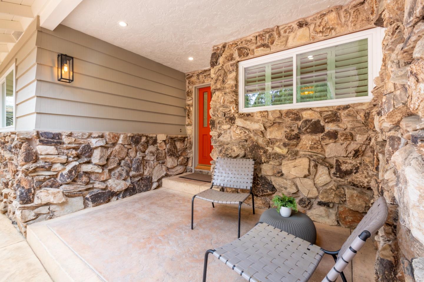 Detail Gallery Image 10 of 77 For 490 Cherry Ave, Los Altos,  CA 94022 - 3 Beds | 2/1 Baths
