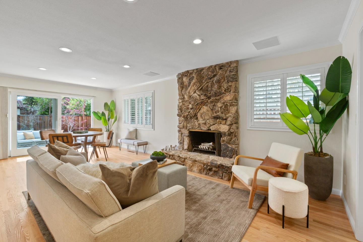 Detail Gallery Image 20 of 77 For 490 Cherry Ave, Los Altos,  CA 94022 - 3 Beds | 2/1 Baths
