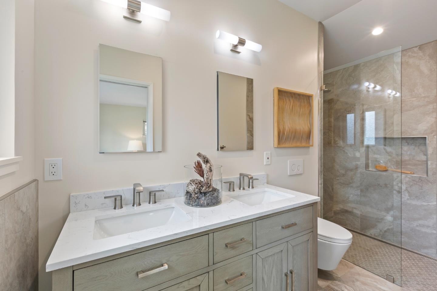 Detail Gallery Image 38 of 77 For 490 Cherry Ave, Los Altos,  CA 94022 - 3 Beds | 2/1 Baths