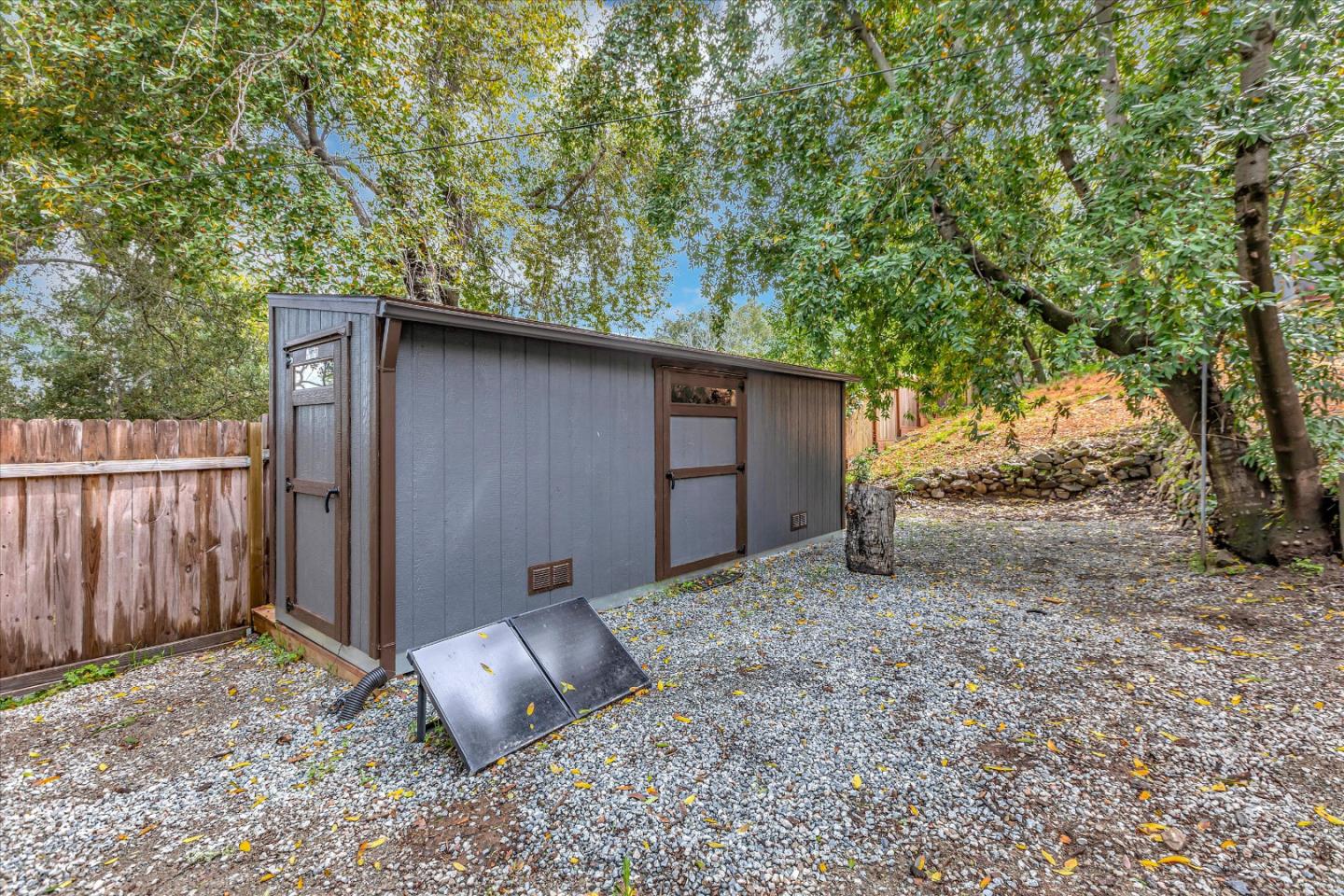 Detail Gallery Image 70 of 73 For 241 Bonita Rd, Portola Valley,  CA 94028 - 3 Beds | 3/1 Baths