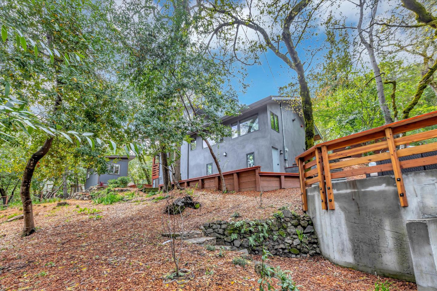 Detail Gallery Image 72 of 73 For 241 Bonita Rd, Portola Valley,  CA 94028 - 3 Beds | 3/1 Baths