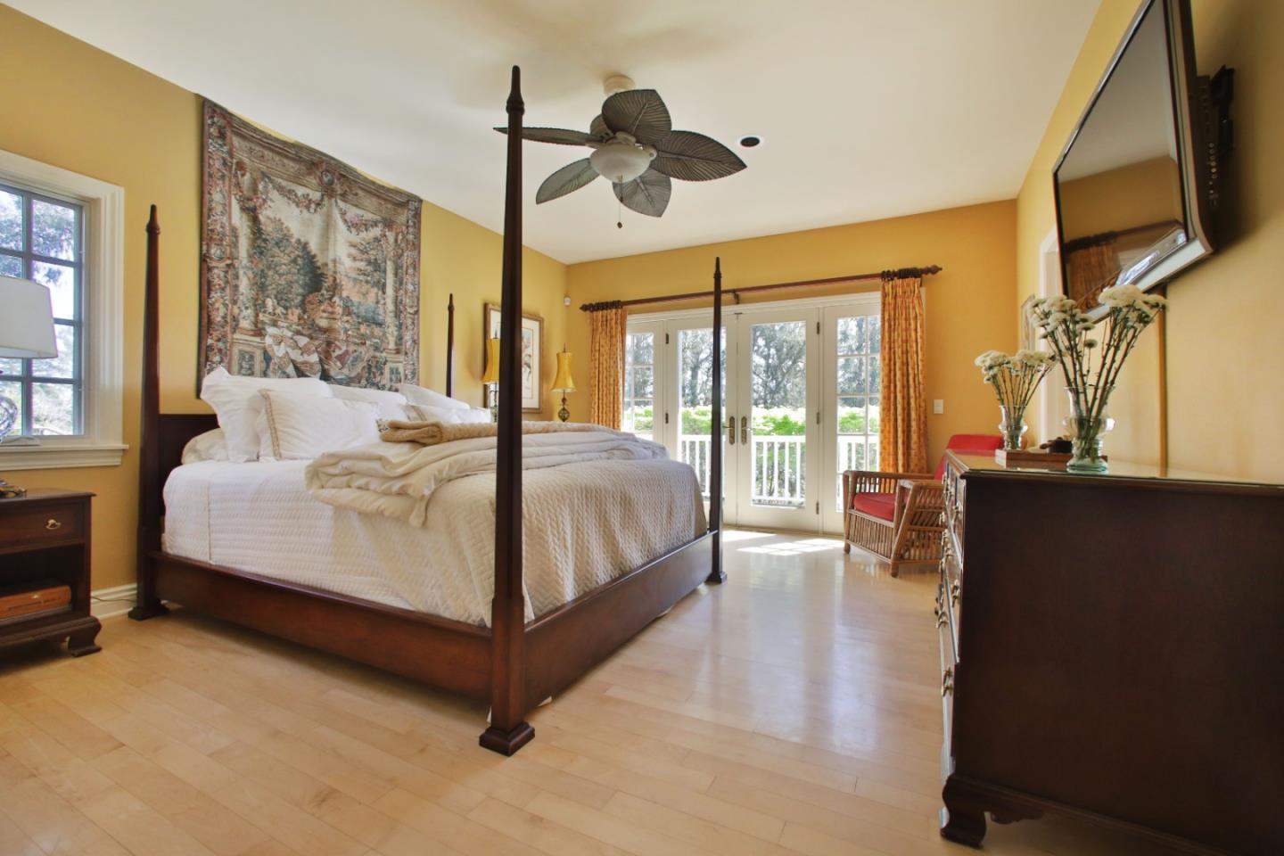 Detail Gallery Image 16 of 44 For 105 Laurel Ave, Los Gatos,  CA 95030 - 4 Beds | 3/1 Baths
