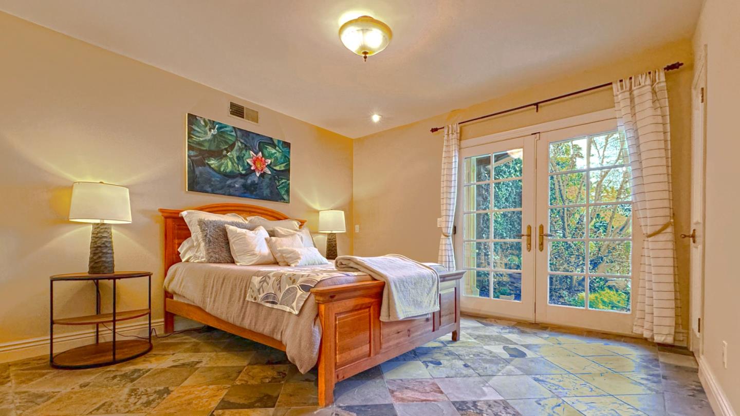Detail Gallery Image 20 of 44 For 105 Laurel Ave, Los Gatos,  CA 95030 - 4 Beds | 3/1 Baths