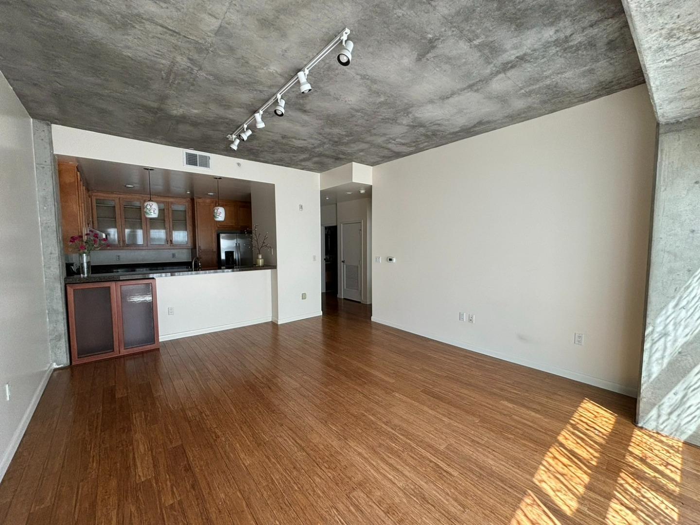 Detail Gallery Image 8 of 31 For 428 Alice St #607,  Oakland,  CA 94607 - 1 Beds | 1 Baths