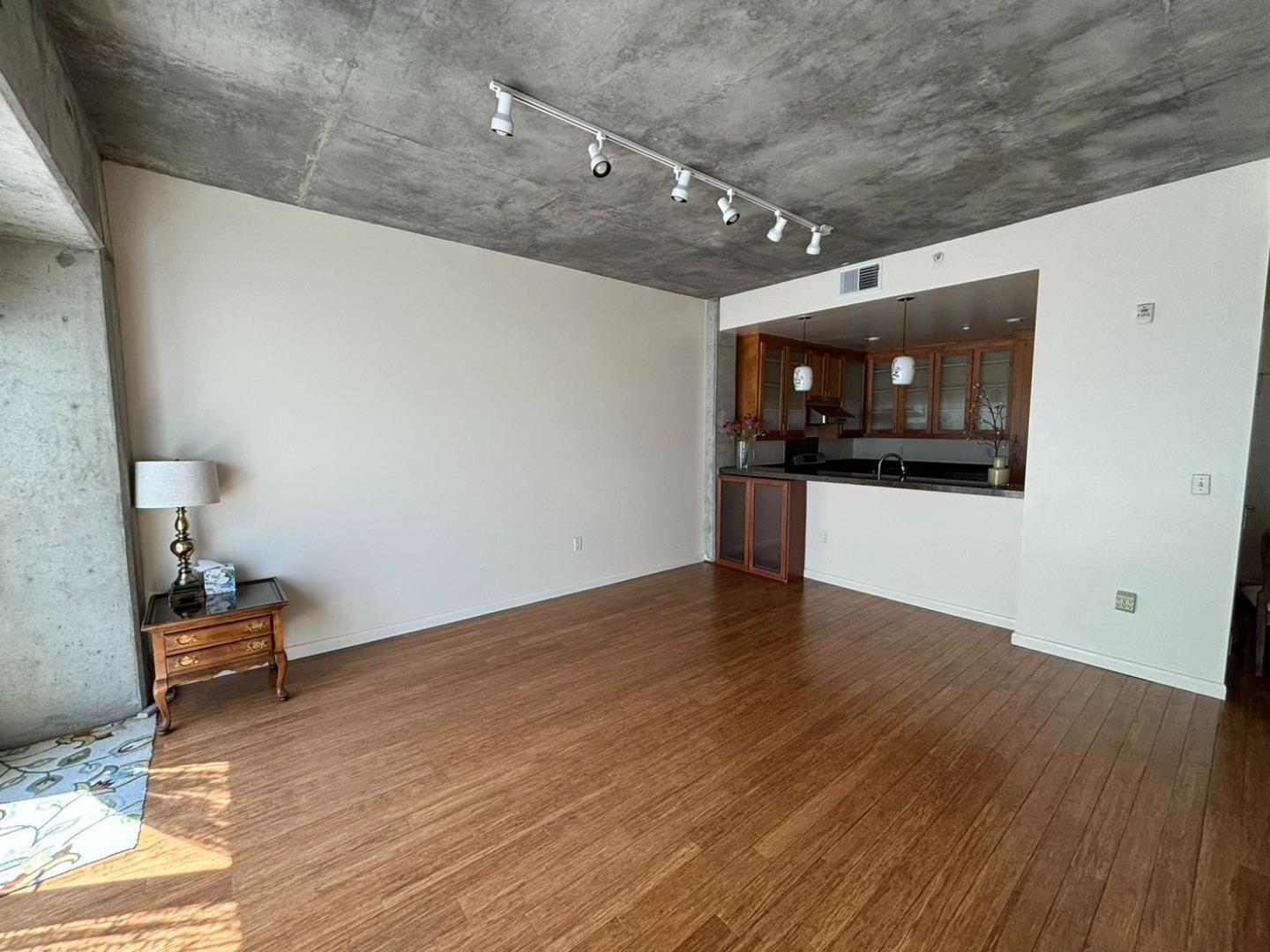 Detail Gallery Image 9 of 31 For 428 Alice St #607,  Oakland,  CA 94607 - 1 Beds | 1 Baths