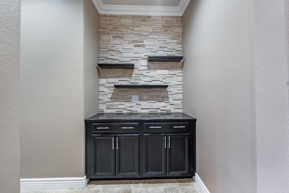 Detail Gallery Image 25 of 40 For 1124 Cabrillo Dr, Hollister,  CA 95023 - 3 Beds | 2 Baths